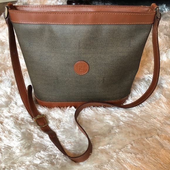 Fendi Handbags - Authentic FENDI Vintage Crossbody Bucket Bag